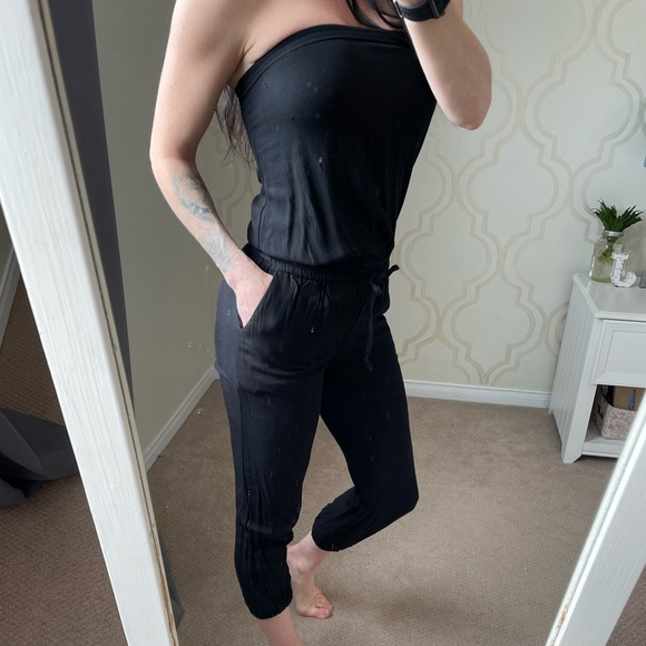 Aritzia Jumpsuit - Picture 2 of 7